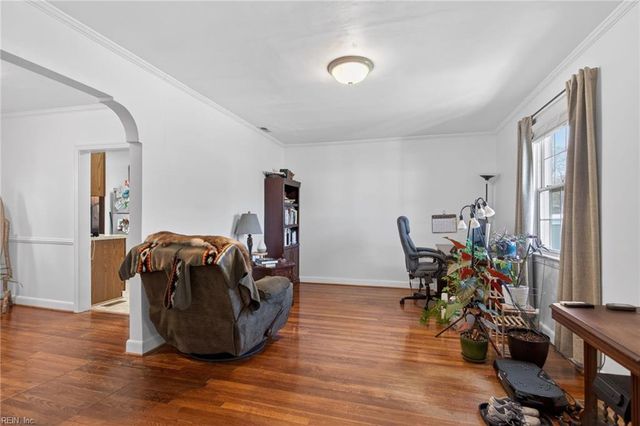 14 Fontaine RD, Newport News, VA 23601