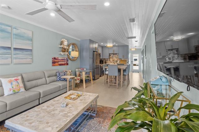 26 SEASIDE COURT, Holmes Beach, FL 34217