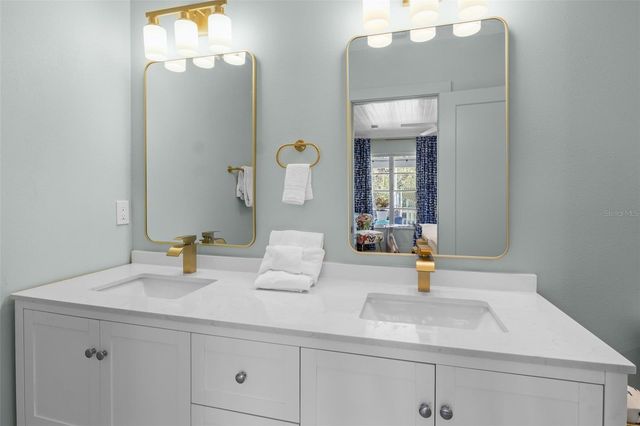 26 SEASIDE COURT, Holmes Beach, FL 34217