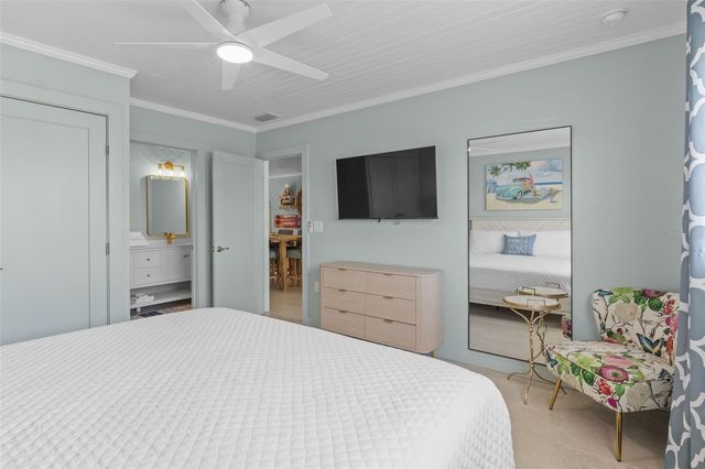 26 SEASIDE COURT, Holmes Beach, FL 34217