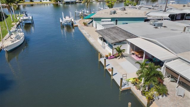 26 SEASIDE COURT, Holmes Beach, FL 34217