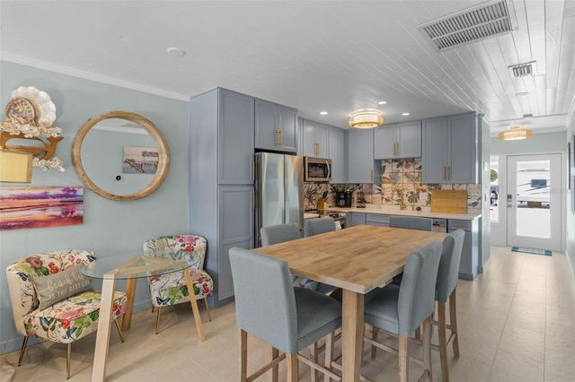 26 SEASIDE COURT, Holmes Beach, FL 34217