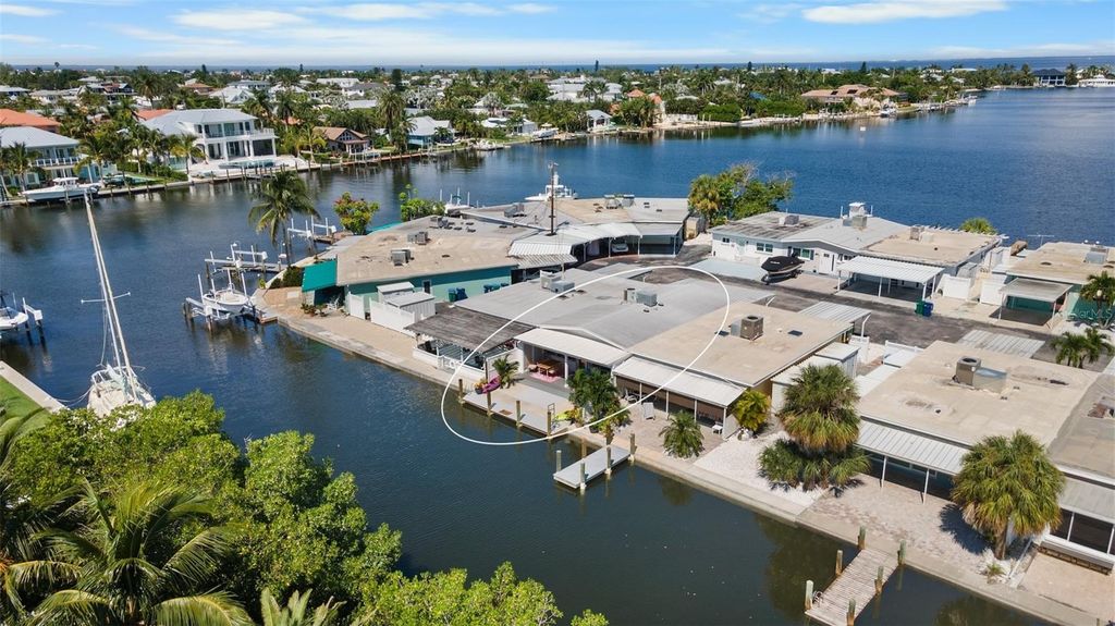 26 SEASIDE COURT, Holmes Beach, FL 34217