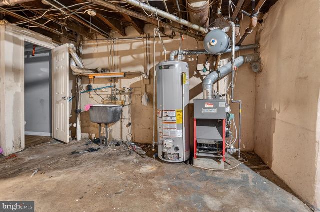 4542 WHITAKER AVE, Philadelphia, PA 19120