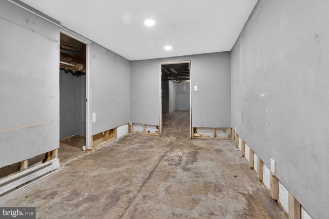 4542 WHITAKER AVE, Philadelphia, PA 19120