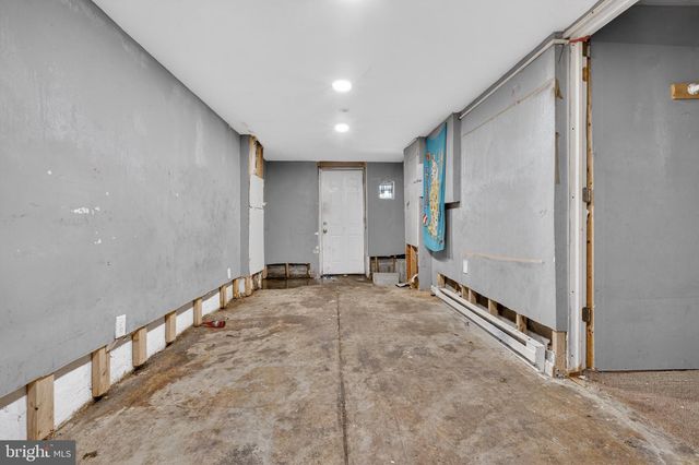 4542 WHITAKER AVE, Philadelphia, PA 19120