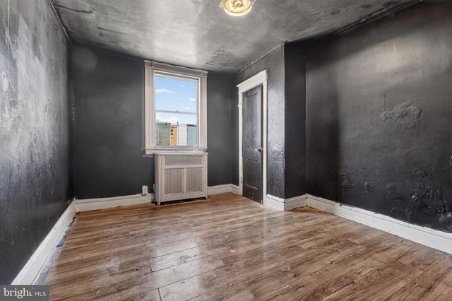 4542 WHITAKER AVE, Philadelphia, PA 19120