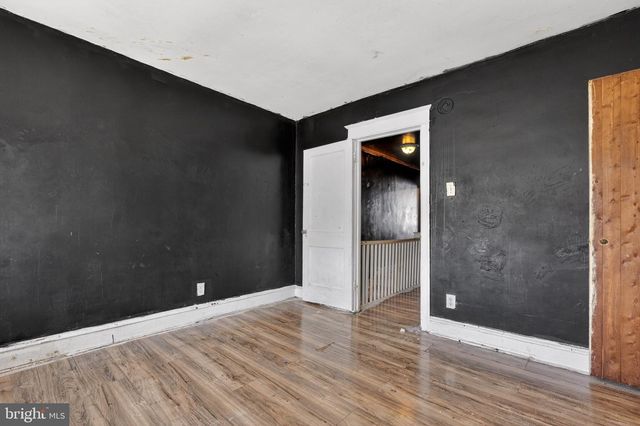 4542 WHITAKER AVE, Philadelphia, PA 19120