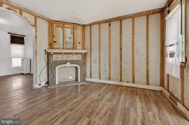 4542 WHITAKER AVE, Philadelphia, PA 19120