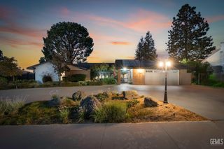 3010 Panorama Drive, Bakersfield, CA 93306