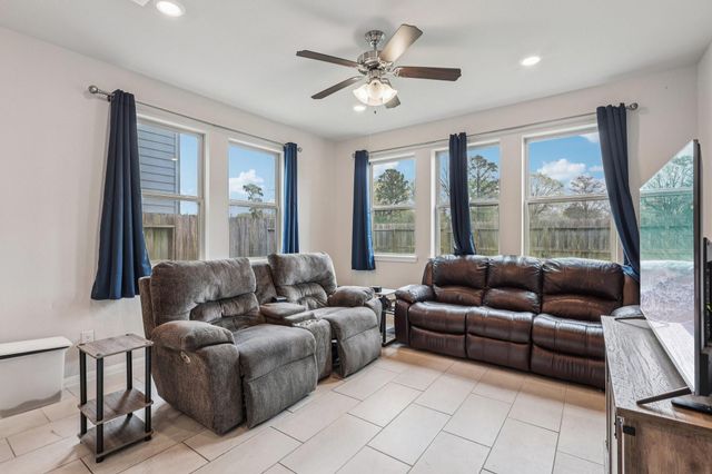 7333 Hinsdale Drive, Pasadena, TX 77505