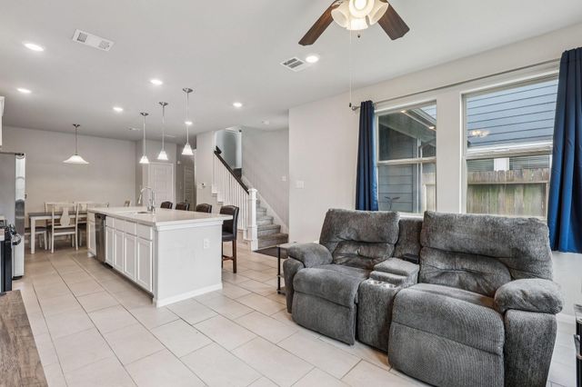 7333 Hinsdale Drive, Pasadena, TX 77505