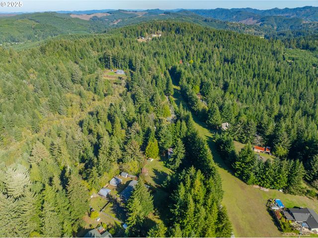 93919 SUNNY HILL Ln, North Bend, OR 97459