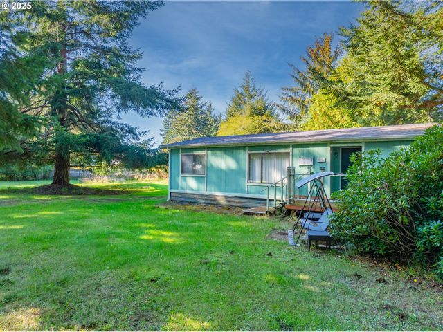 93919 SUNNY HILL Ln, North Bend, OR 97459