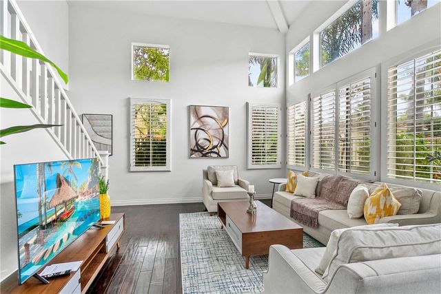 6 Del Carlo, Irvine, CA 92606