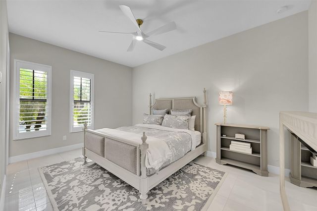 9375 Cantal Cir W, Parkland, FL 33076