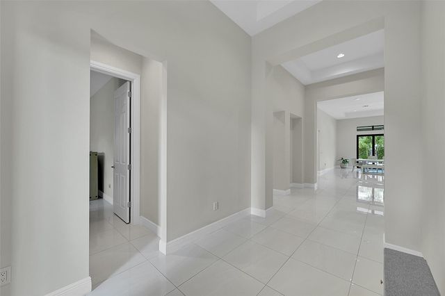 9375 Cantal Cir W, Parkland, FL 33076