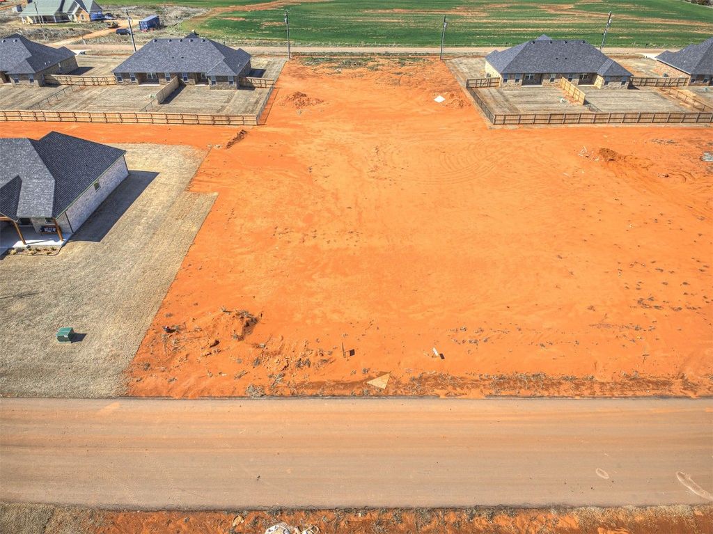 25240 Ethan Street, Cashion, OK 73016