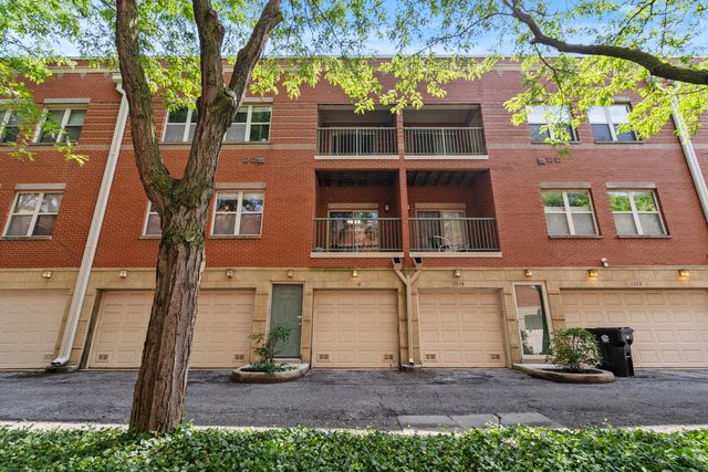 4518 S Woodlawn Avenue, Chicago, IL 60615