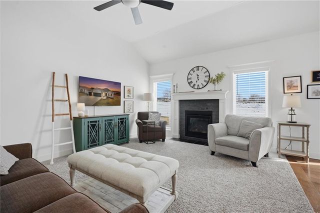 1709 COTTONWOOD CREEK Avenue, Kearney, MO 64060