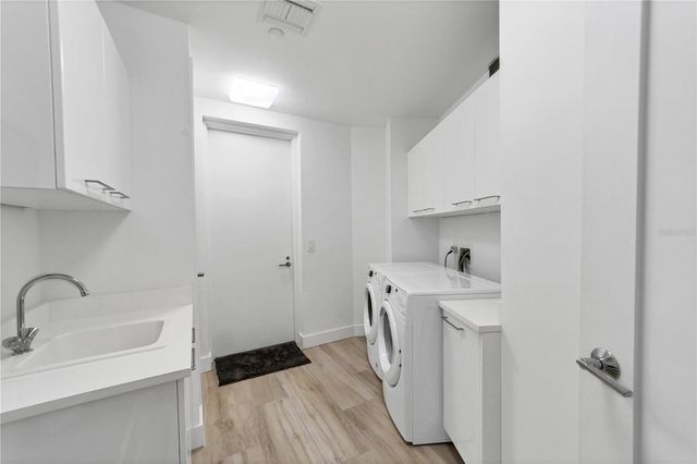 1155 N GULFSTREAM AVENUE 802, Sarasota, FL 34236