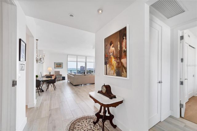 1155 N GULFSTREAM AVENUE 802, Sarasota, FL 34236