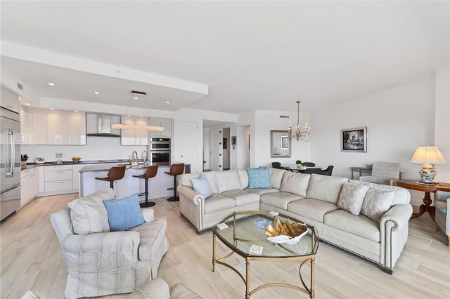 1155 N GULFSTREAM AVENUE 802, Sarasota, FL 34236