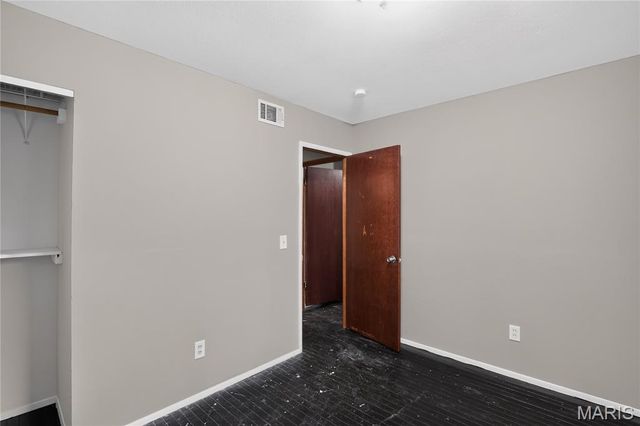 1441 Oliveto Lane, Hazelwood, MO 63042
