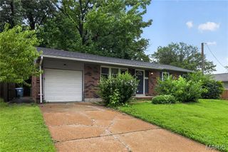 1441 Oliveto Lane, Hazelwood, MO 63042