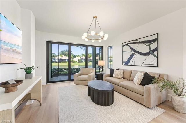 2396 Ravenna BLVD # 102, Naples, FL 34109