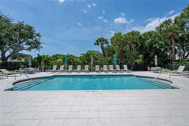 2396 Ravenna BLVD # 102, Naples, FL 34109