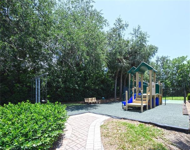 2396 Ravenna BLVD # 102, Naples, FL 34109