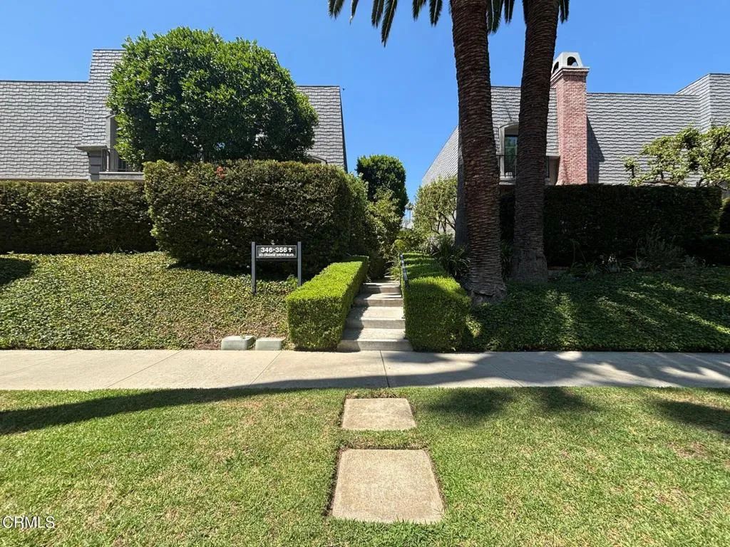 352 S Orange Grove Boulevard 15, Pasadena, CA 91105