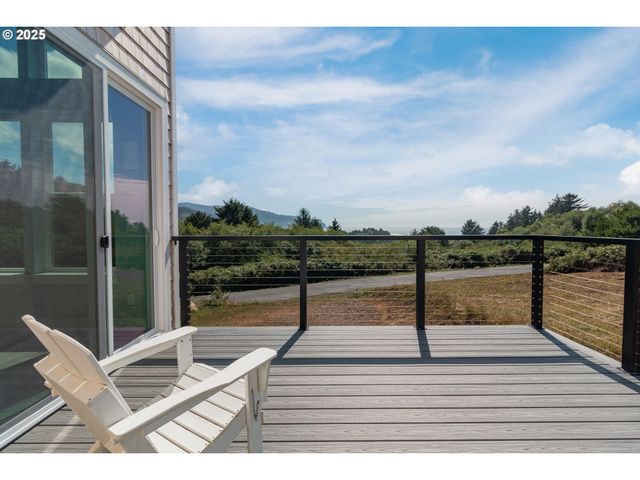 6485 HERON VIEW Dr, Neskowin, OR 97149