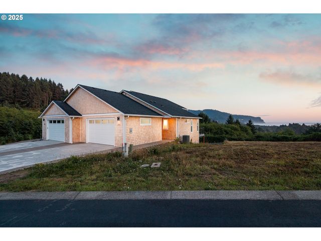 6485 HERON VIEW Dr, Neskowin, OR 97149