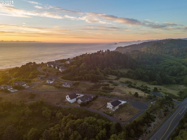 6485 HERON VIEW Dr, Neskowin, OR 97149