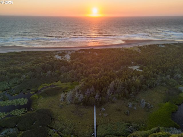 6485 HERON VIEW Dr, Neskowin, OR 97149