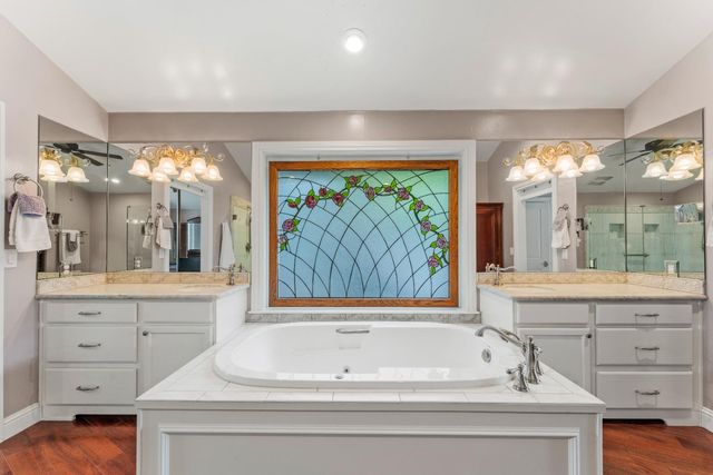 6435 Fairway Ct, Auburn, CA 95602