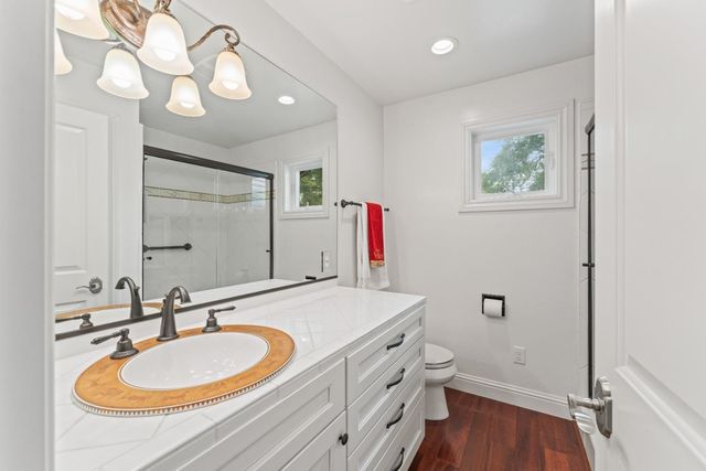 6435 Fairway Ct, Auburn, CA 95602