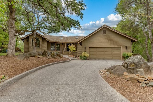 6435 Fairway Ct, Auburn, CA 95602
