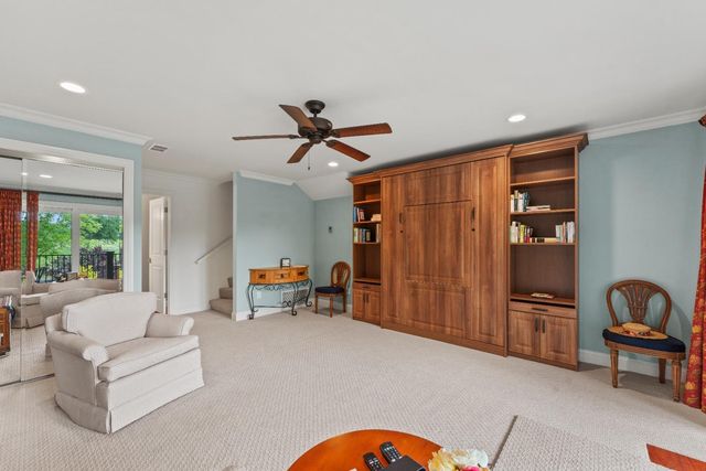 6435 Fairway Ct, Auburn, CA 95602