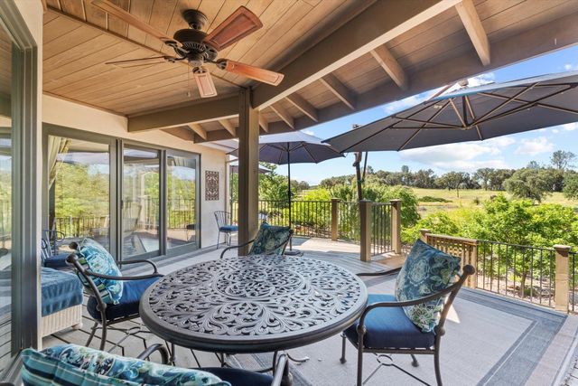 6435 Fairway Ct, Auburn, CA 95602