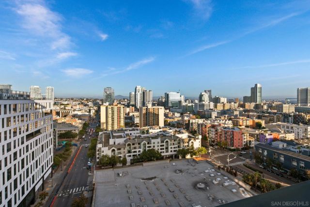 645 Front St 1703, San Diego, CA 92101
