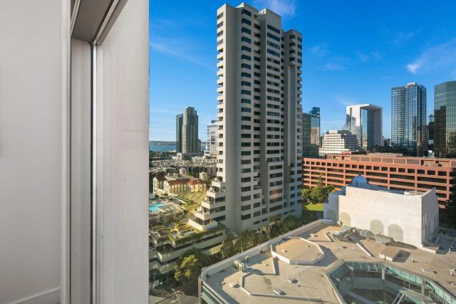 645 Front St 1703, San Diego, CA 92101