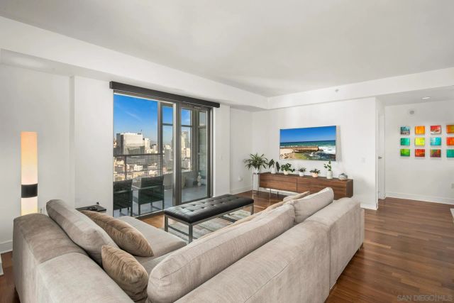 645 Front St 1703, San Diego, CA 92101