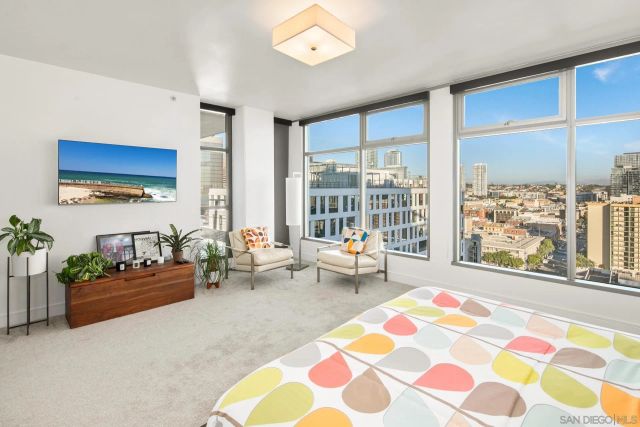 645 Front St 1703, San Diego, CA 92101