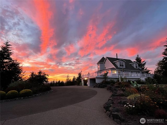 27721 SE 400th Way, Enumclaw, WA 98022