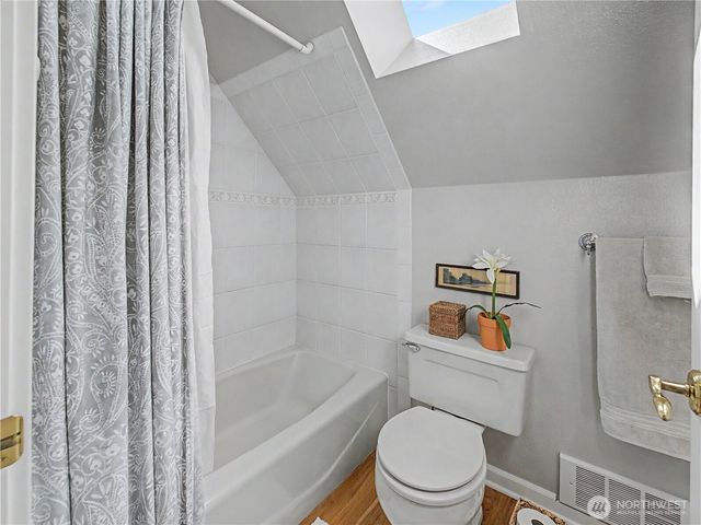 27721 SE 400th Way, Enumclaw, WA 98022
