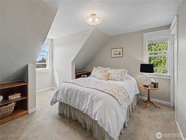 27721 SE 400th Way, Enumclaw, WA 98022