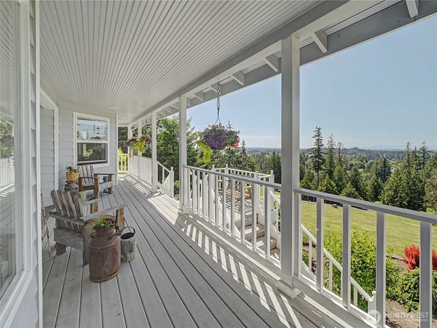 27721 SE 400th Way, Enumclaw, WA 98022
